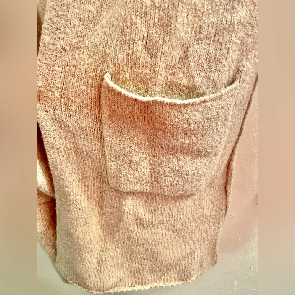 Tahari Long, Open, Beige Cardigan w/ pockets & hood SIZE SMALL NWOT!